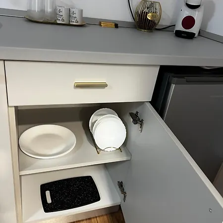 Apartament Avi Constanţa